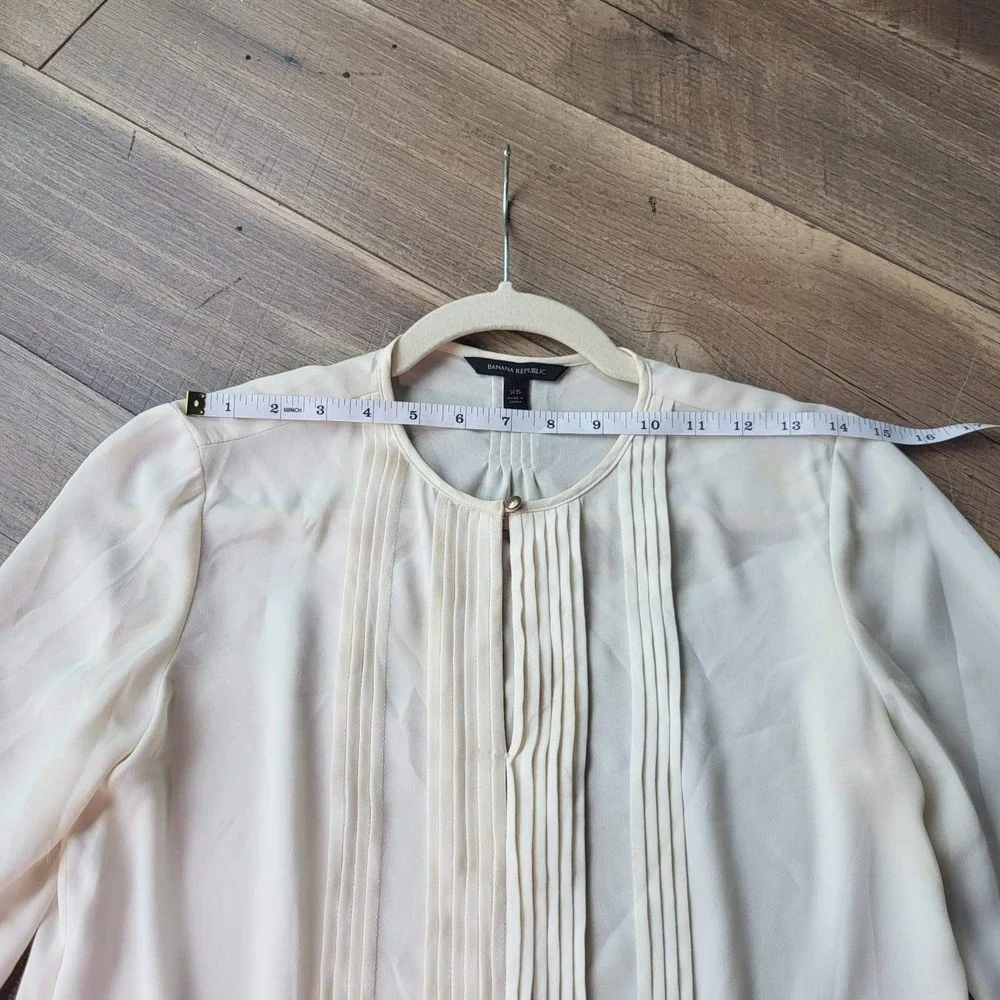 Banana Republic Ivory Pleated Peplum Blouse 3/4 Sleeve Cream Top XS